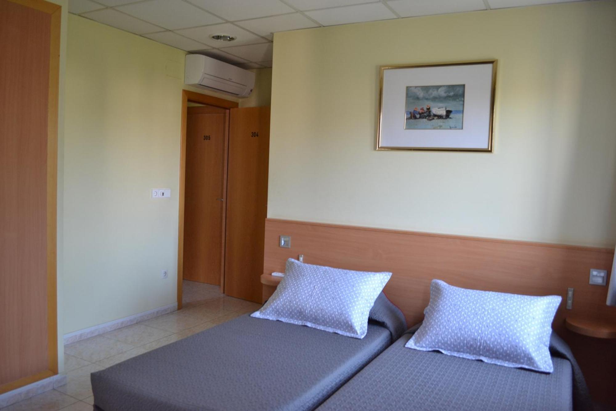 Hostal Bartis Figueres  Camera foto